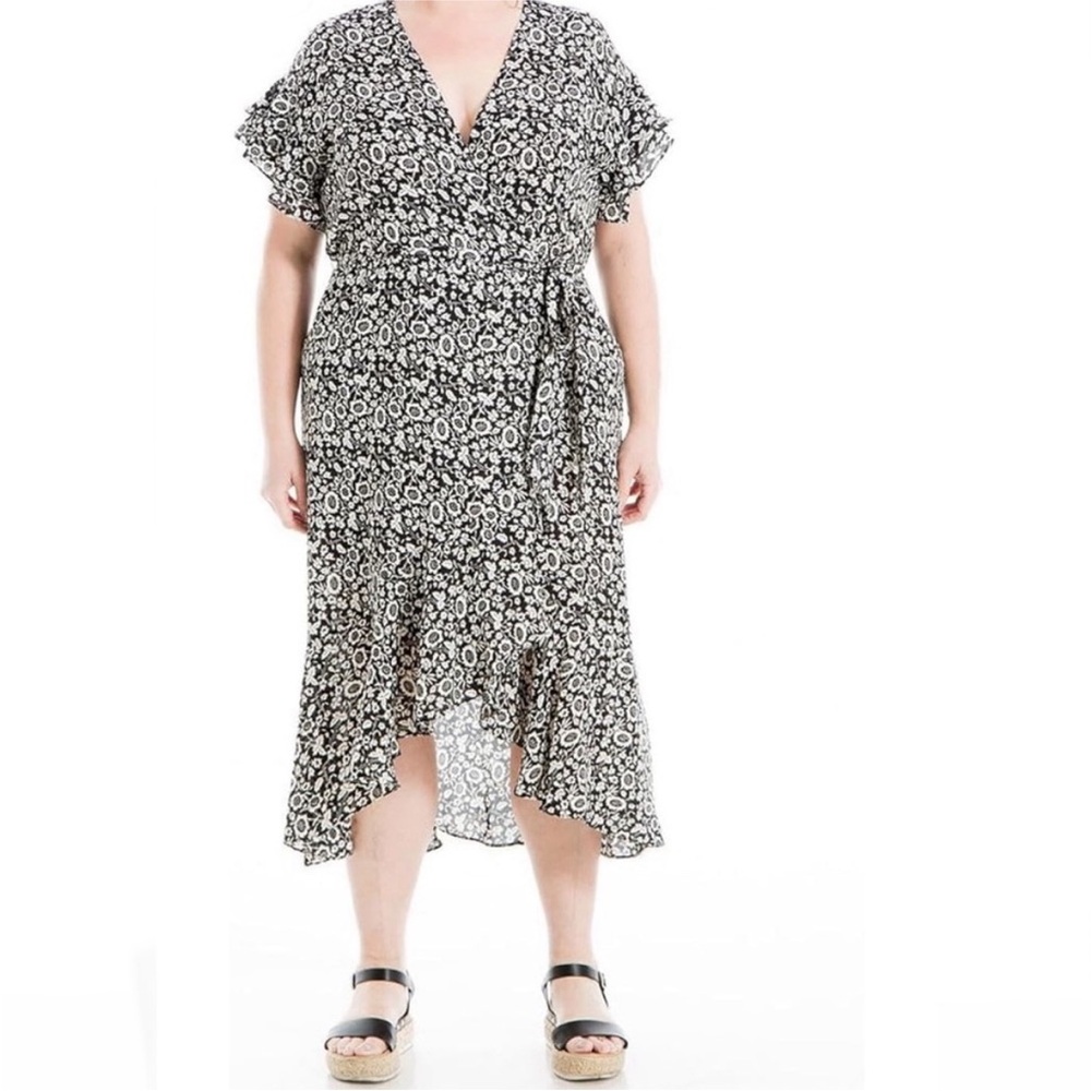 NWT MAX STUDIO Floral Black and White Wrap Dress